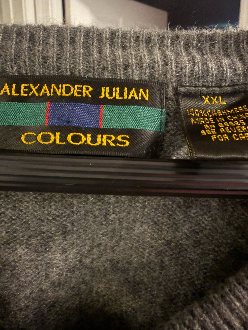 100%  cashmere Alexander Julian Gray Crewneck Sweater